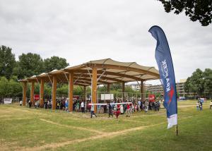 Nieuwbouw duurzame overkapping Krajicek Playground, Den Haag