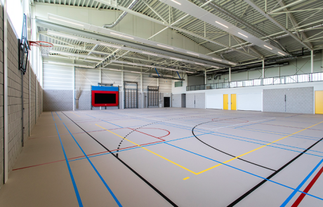 Binnenzijde nieuwbouw sporthal MFA De Zweede, Boekelo